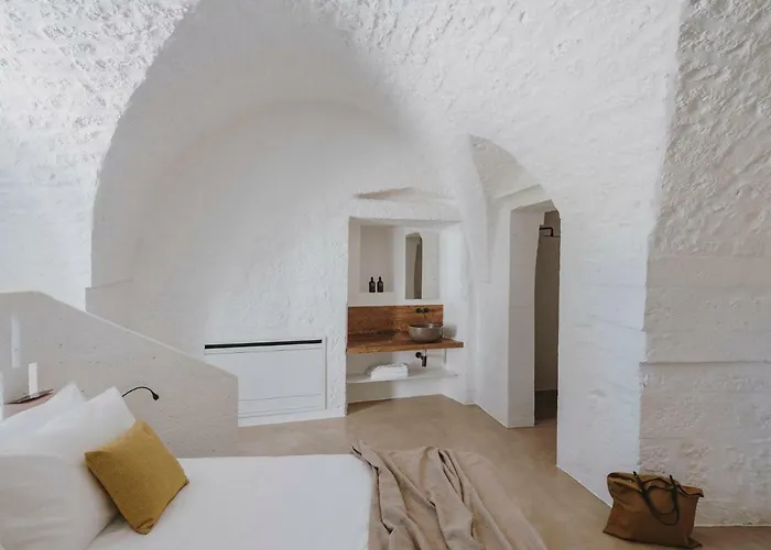 Alojamento de Acomodação e Pequeno-almoço Masseria Dagilupi 4*